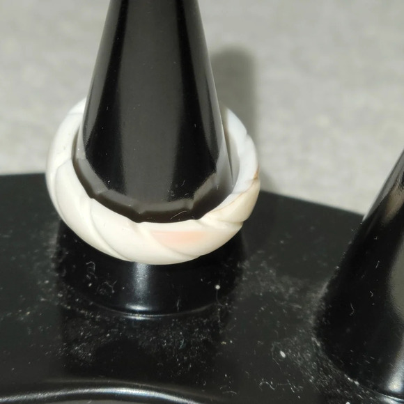 Coral  Ring Size 7 - Picture 3 of 4